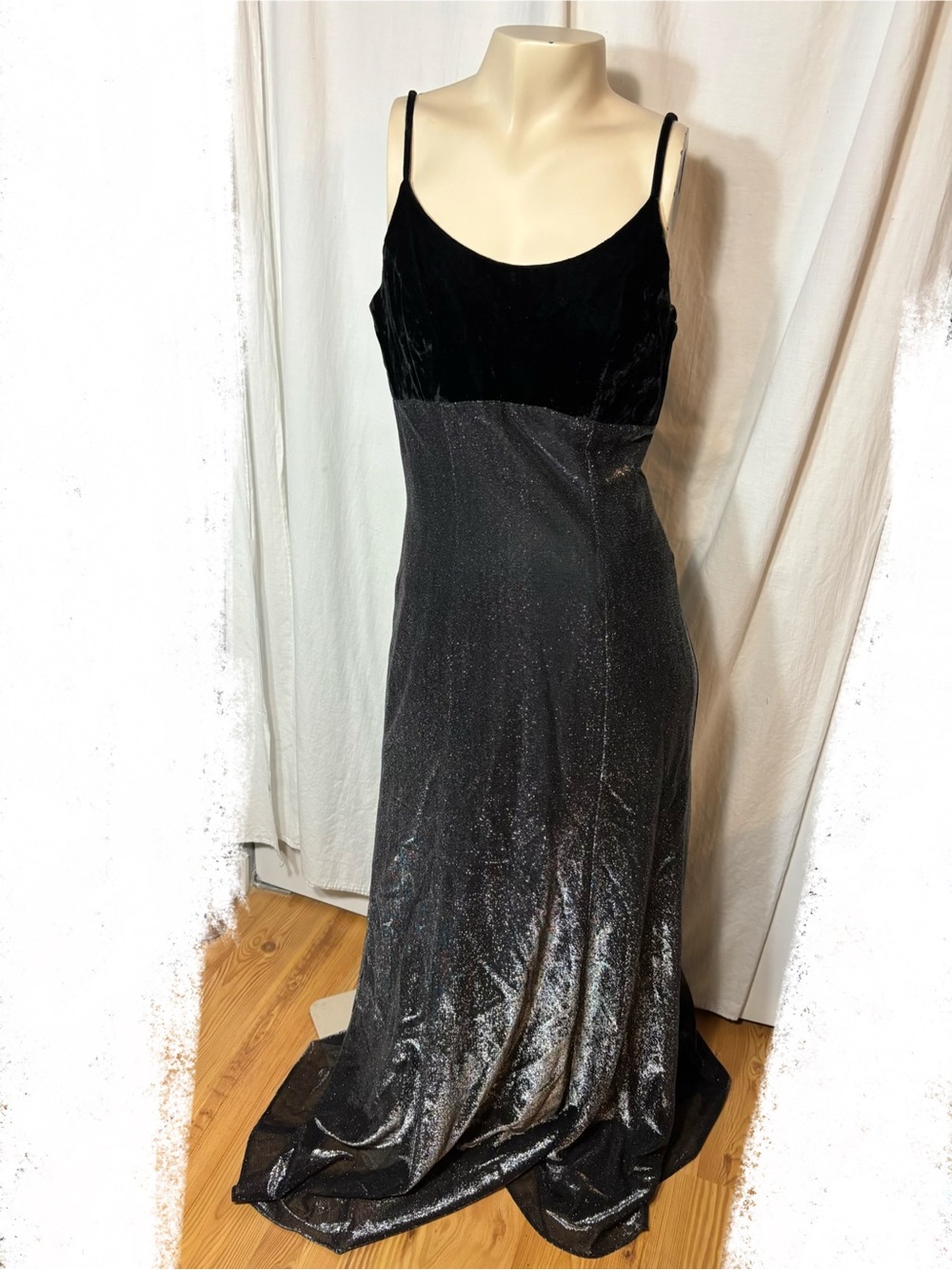 Vintage women’s size 10 prom Jump Apparel black velvet silver 1990s